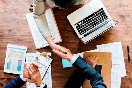 La importancia de comprender la conexi&oacute;n entre la gesti&oacute;n empresarial y la administraci&oacute;n