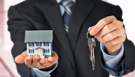 Guía para convertirte en un exitoso asesor inmobiliario 1. Conocimiento del mercado