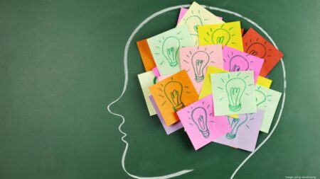 Mejora tu creatividad con estas t&eacute;cnicas principales de la lluvia de ideas