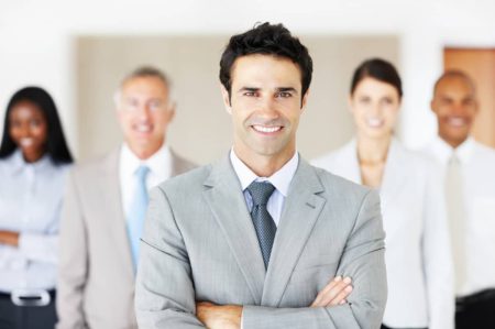 Características y ventajas del liderazgo carismático Características y ventajas del liderazgo carismático