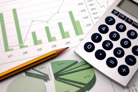 Guía completa sobre los tipos de costos estándar Optimiza tu presupuesto con estos consejos para determinar el costo estándar
