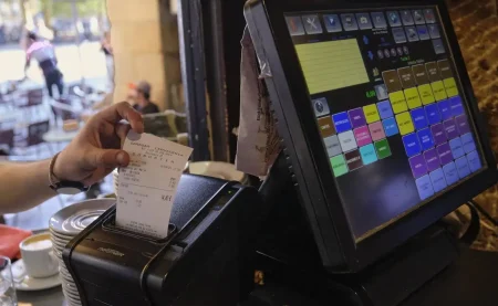 TicketBAI Bizkaia para mayores de 60 años: todo lo que necesitas saber Exención de factura electrónica para autónomos vascos mayores de 60 años