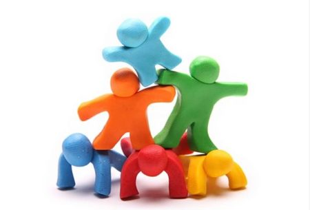Fortaleciendo la uni&oacute;n del equipo a trav&eacute;s de actividades de Team Building