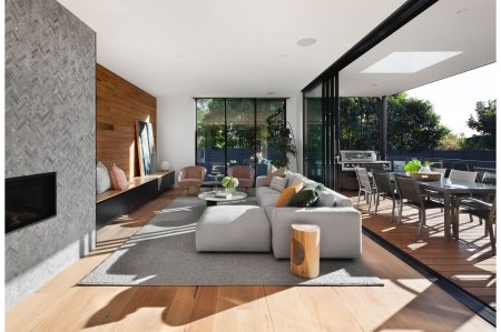 5 claves para organizar eficientemente una casa pequeña 1. Utiliza muebles multifuncionales