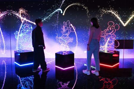 -Experimenta el Poder de la Amistad en Disney: The Experience-La Experiencia Inmersiva de Disney: El Poder de la Amistad-Descubre la Increíble Experiencia de Disney: El Poder de la Amistad La importancia de la amistad en Disney