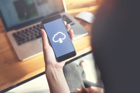 Ejemplos exitosos de peer to peer: descubre cómo implementarlos. Desafíos y oportunidades