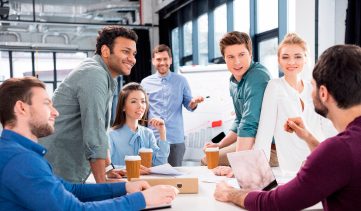 Los 7 principios esenciales de Peter Drucker para el éxito empresarial Explorando las innovadoras estrategias de gestión de Peter Drucker