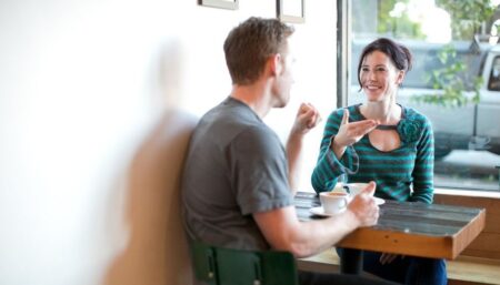 ¿Qué significa ser amable o afable en situaciones sociales? Beneficios de la amabilidad