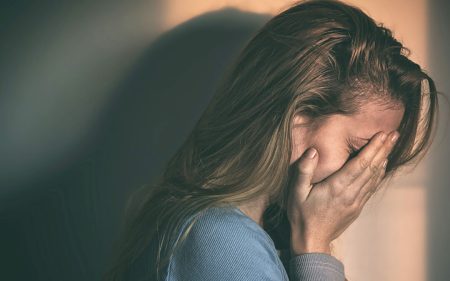 5 motivos por los que te deja en visto si le gustas 2. Dale espacio