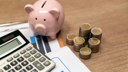 Salario Real vs. Salario Nominal: ¿Cuál es la verdadera diferencia? Salario Real vs. Salario Nominal: ¿Cuál es la verdadera diferencia?
