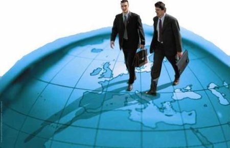 Entorno político empresarial: clave para el éxito corporativo Explorando los factores políticos clave en el análisis PESTEL