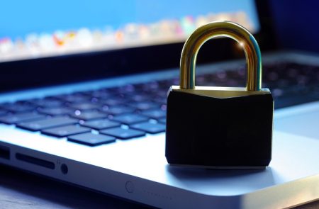 Protege tu privacidad en l&iacute;nea: la importancia de la seguridad en las redes sociales