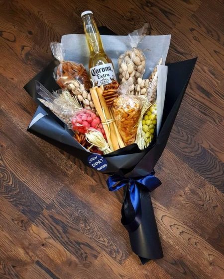 Delicias dulces para él: la mejor caja de regalo para hombres 2. Postre casero