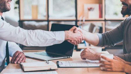 10 ejemplos de negociación que te inspirarán a mejorar tus habilidades Explorando los diferentes enfoques de negociación: conoce los 4 tipos principales.